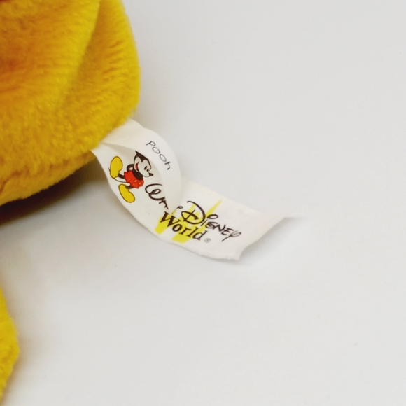 Disney's Winnie The Pooh Beanbag Plush - Disney World - Picture 8 of 10